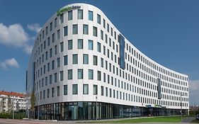 Holiday Inn Express Duesseldorf - Hauptbahnhof By Ihg
